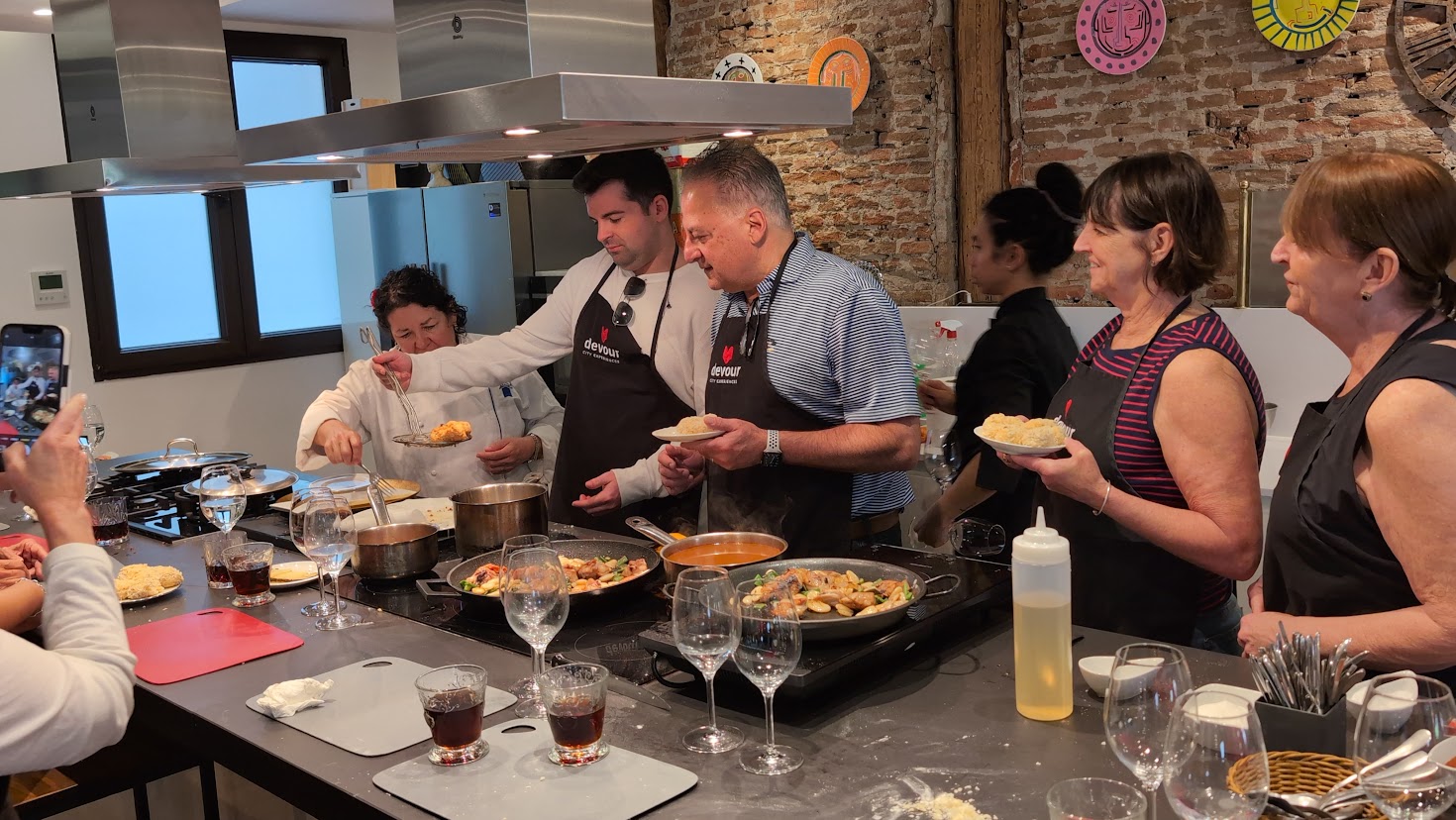 Madrid Cooking Class: Delicous Paella, Tapas and More